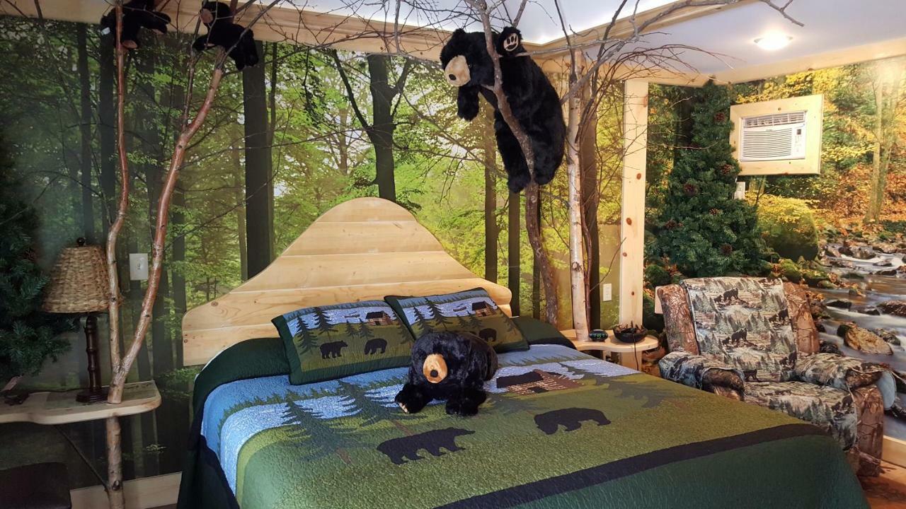Bear Cove Inn Сент-Игнас Экстерьер фото