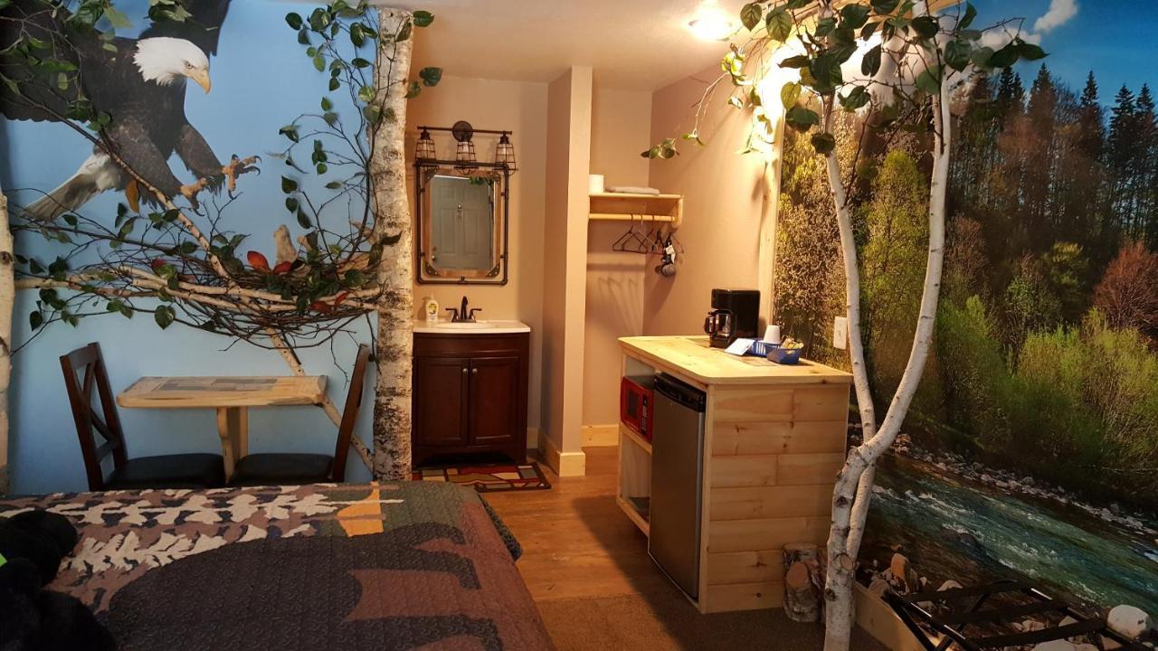 Bear Cove Inn Сент-Игнас Экстерьер фото